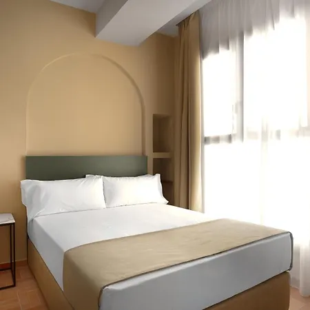 Limehome Carrer D'ernest Anastasio Aparthotel Valencia